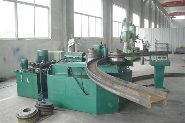 趕緊收藏！型材彎曲機應(yīng)用的優(yōu)勢介紹